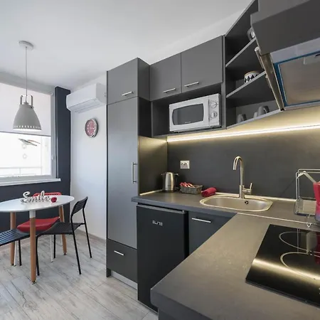 Above The Sea Appartement *